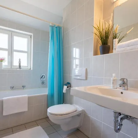 Rugana - Klassik Mit 2 Schlafzimmern Und Terrasse C53 Dranske